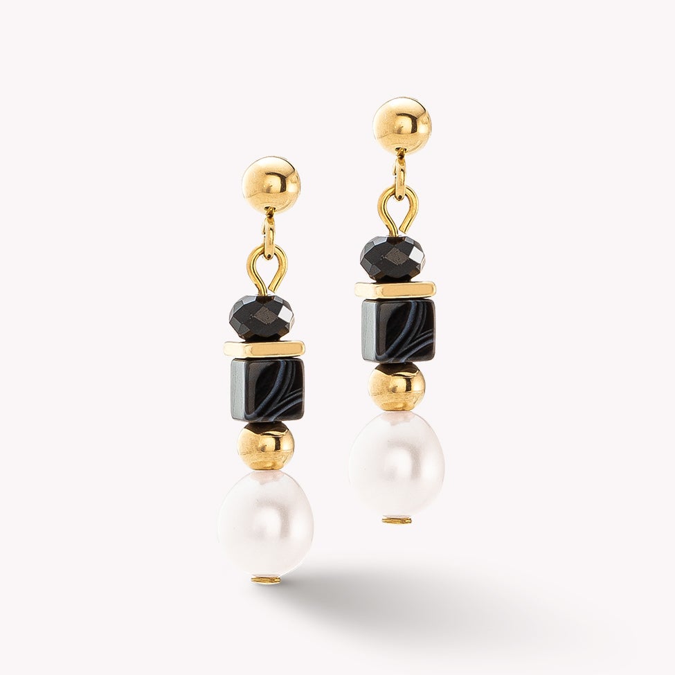Coeur De Lion Elegance Pearl Earrings Gold Plated Freshwater Pearl & Striped Onyx